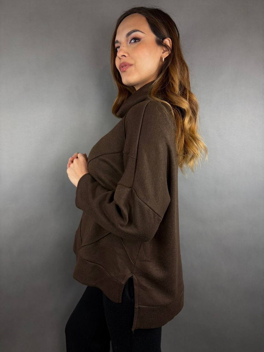 Rolákový top Matrix – produktová fotografie